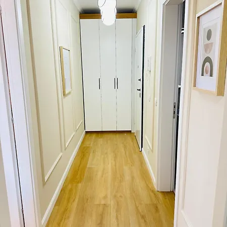 In The Heart Of Apartman