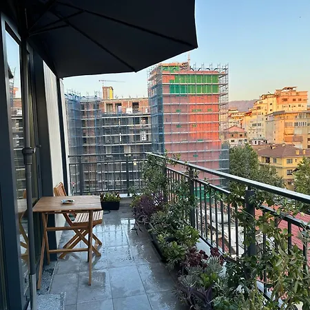 Apartman In The Heart Of