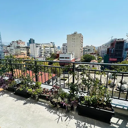 Apartman In The Heart Of Tirana